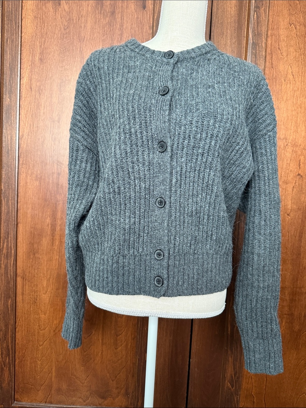 GAP Ribbed Button-Front Cardigan - Charcoal Gray